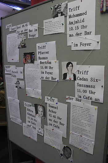 Neuigkeiten lieferte das "Schwarze Brett". Fotos: Sonja Lehnert