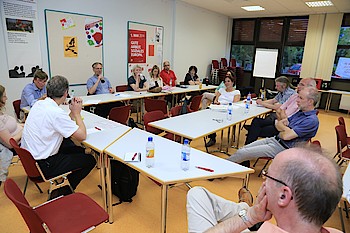 Mit dem Ergebnis der Tarifverhandlungen haben sich die Redakteure der ECHO-Zeitungen in Darmstadt auseinandergesetzt. Foto: Hans Dieter Erlenbach