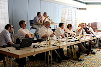 Vorstand und Podium beim Verbandstag des DJV Hessen in Wetzlar.