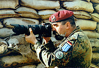 Pressewebel Wolfgang Minich im SFOR-Einsatz in Sarajevo, Bosnien-Herzegowina