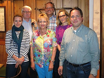 Der neue Vorstand v.l.n.r.: Kerstin Schumacher, Hans Dieter Erlenbach, Ute Fischer, Vorsitzender Stefan Schäfer, Kerstin Pleyer und Andreas Lang. 2. Vorsitzender Klaus Thomas Heck und Petra Pettmann fehlen. Foto: djv