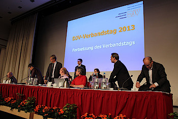 Beim Bundesverbandstag 2015 in Fulda werden die Sitze neu verteilt. Erster Vorsitzender Michael Konken kandidiert nicht mehr. Foto: Sonja Lehnert