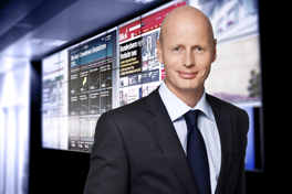 Marc Walder im Newsroom. Quelle Â© Ringier AG